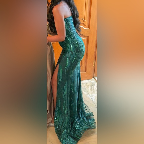 Glamorous Emerald Sequin Dress - Picture 3 of 5